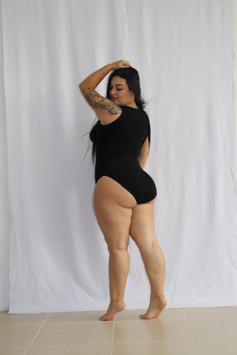 BODY TIPO TANGA