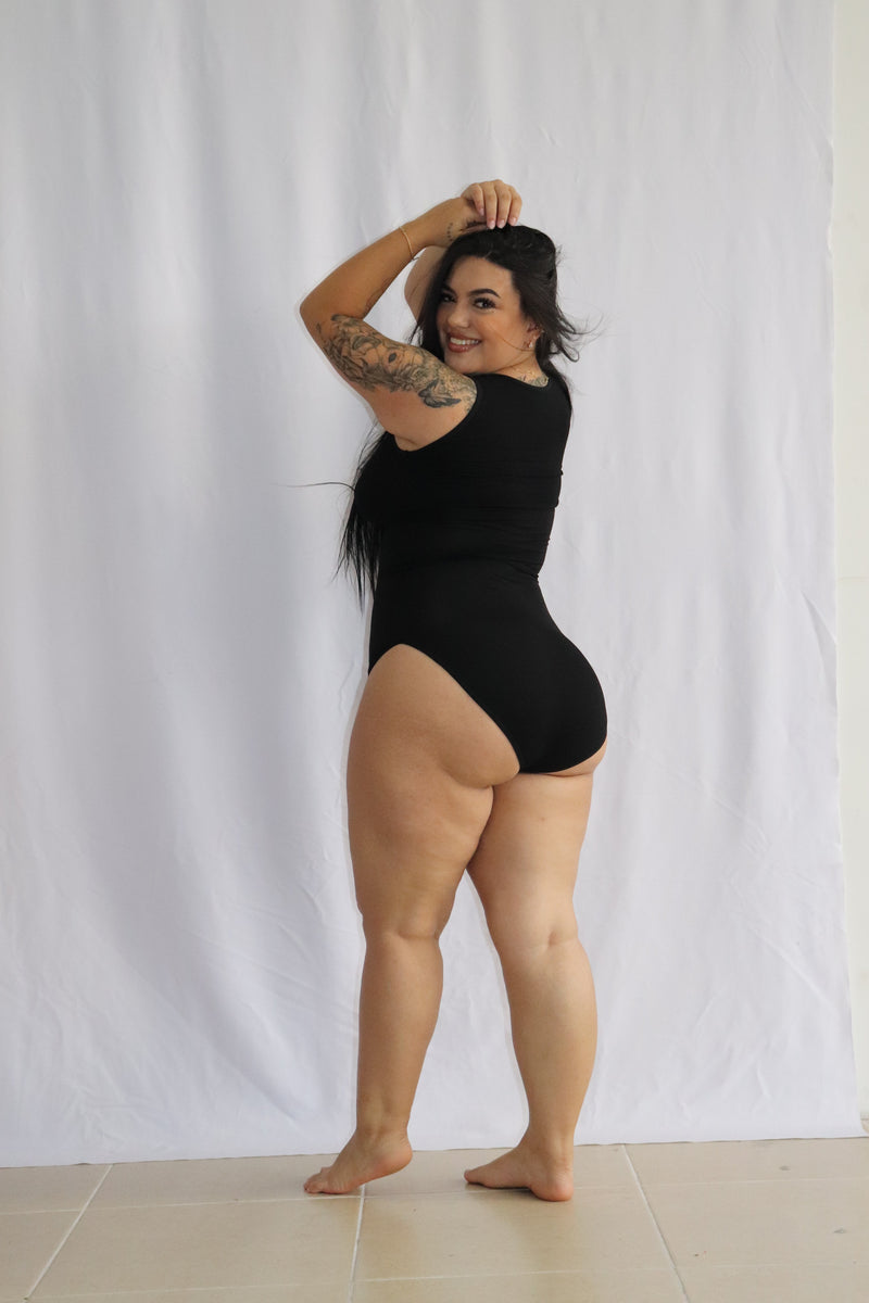 BODY TIPO TANGA